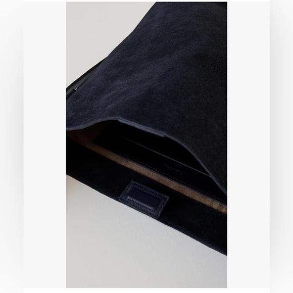 Madewell Essential Bucket Tote Suede Deep Indigo - Picture 5 of 12